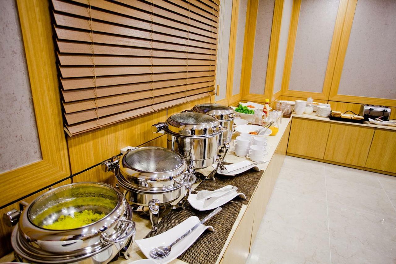 Mbn Hotel Changwon Exterior foto